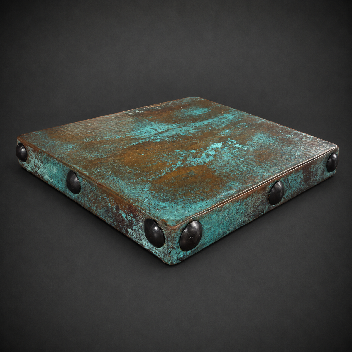 The Secret of Hammered Copper: Patina, Artistry & Timeless Character
